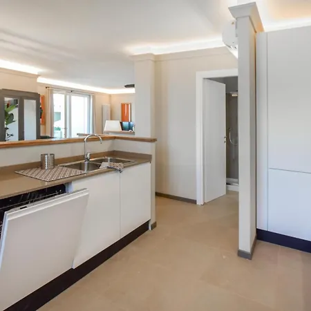 Сasa de vacaciones Lovely In Montebuono With Wifi